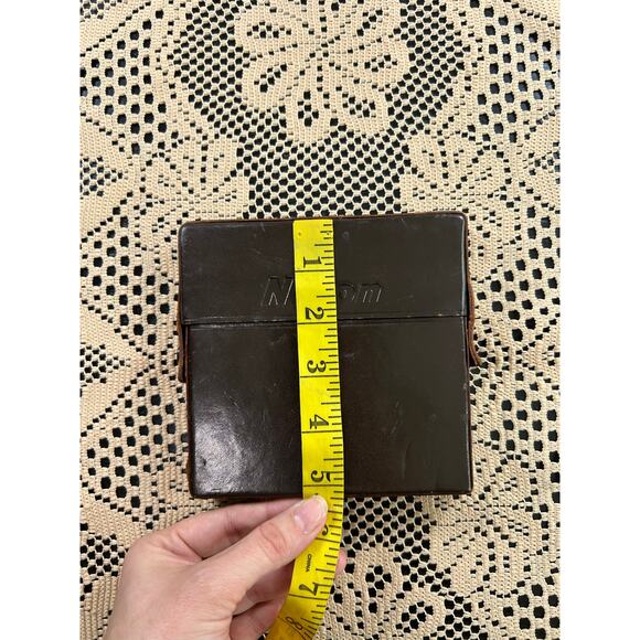 Nikon filter case leather brown case vtg with button closure - see measurements - Picture 6 of 7